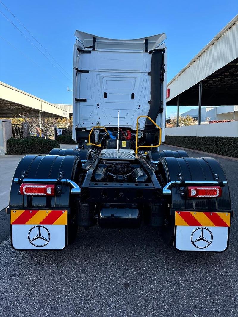 2023 Mercedes-Benz Actros 2663 