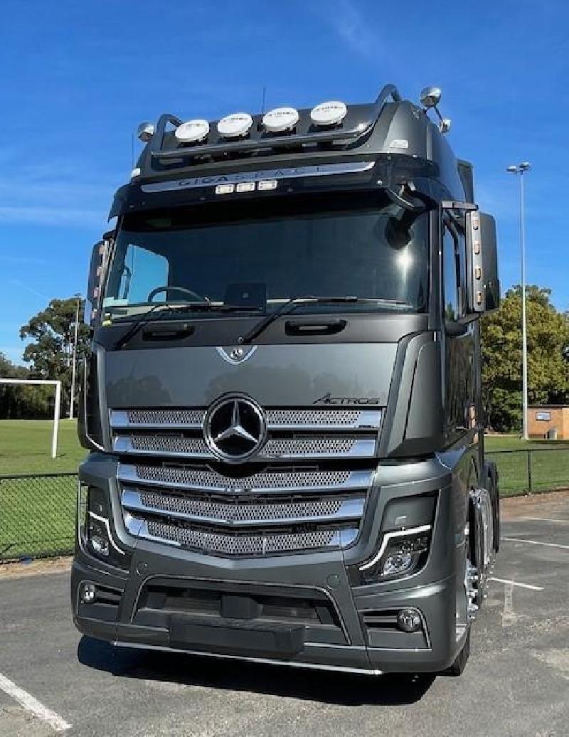 2023 Mercedes Benz Actros Giga Space 