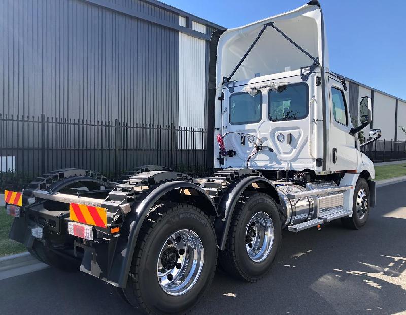 2024 Freightliner Cascadia 116 