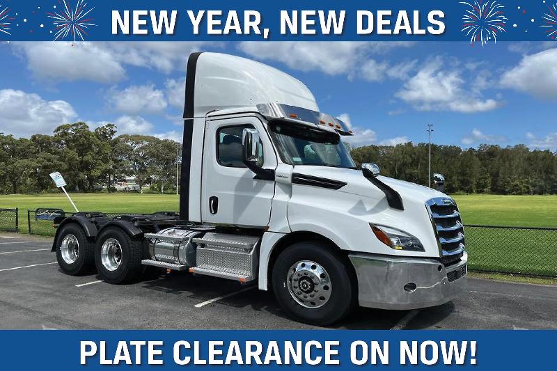 2023 Freightliner Cascadia 126