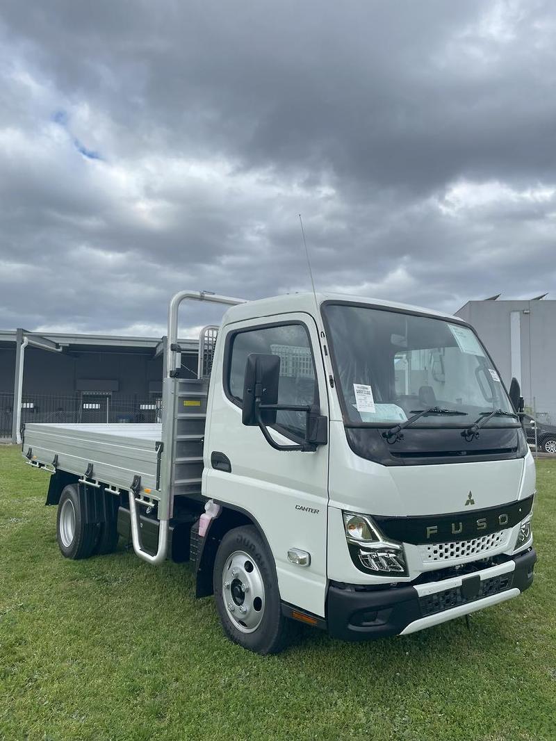 2024 Fuso Canter 515 