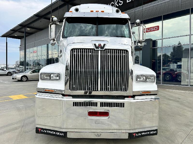 2018 Western Star 5800 Series 5864SS 