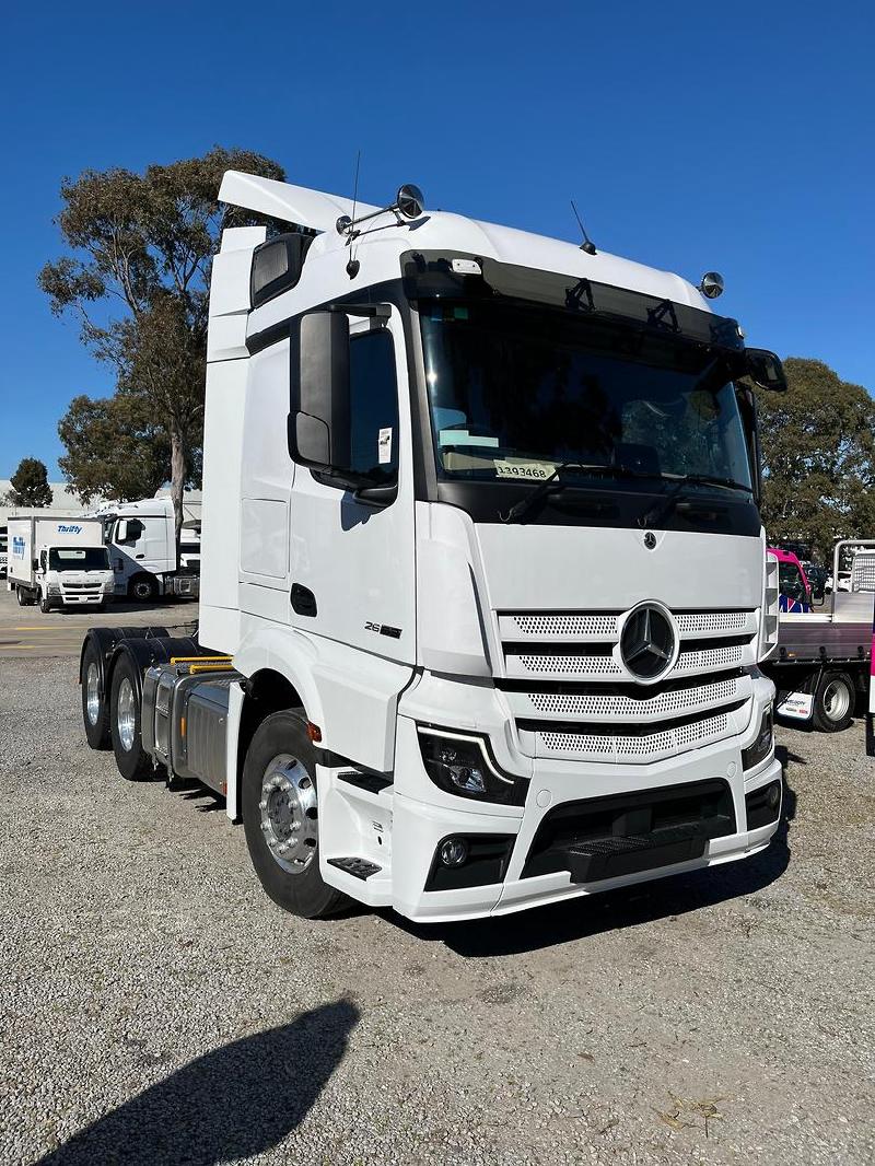 2023 Mercedes-Benz Actros 2663